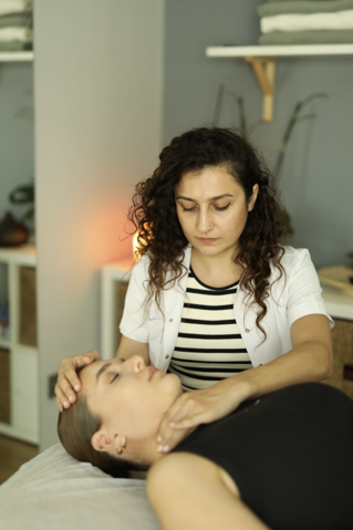 EKLEM, KAS VE TENDONLAR İÇİN TMJ TEDAVİ TEKNİKLERİ